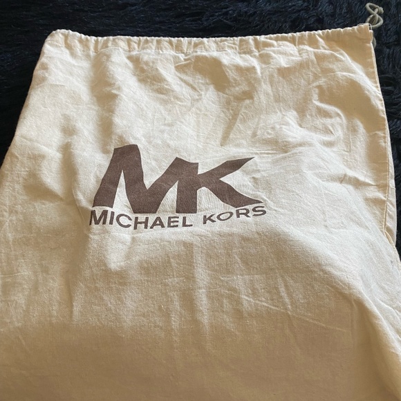 Michael Kors Fulton Hobo Python Bag - Picture 2 of 3